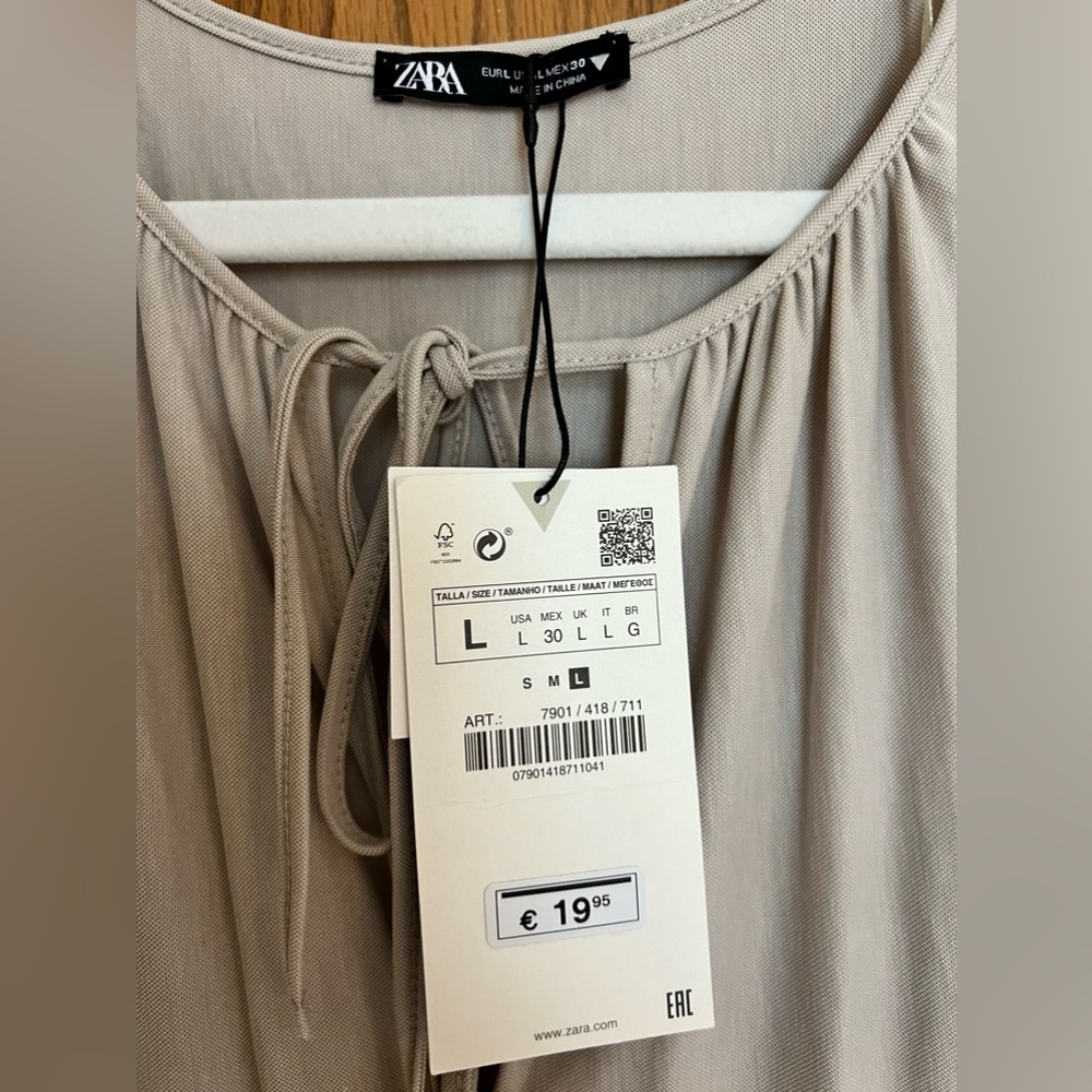 ✨ZARA✨ dress. NWT.